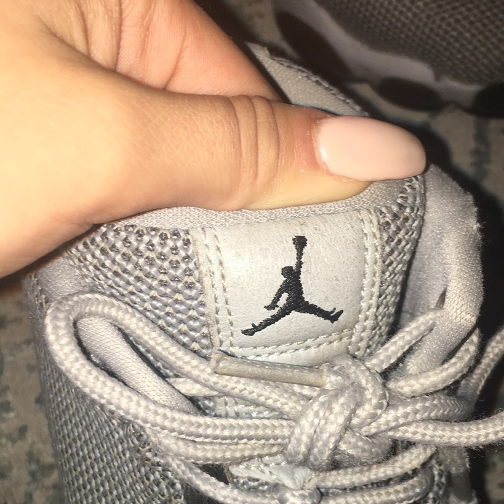 Shoes - Picture 3 of 6